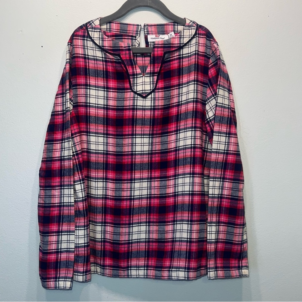 Vineyard Vines Girls Flannel V Neck Pink & Navy Plaid Shirt Size M (10-12)